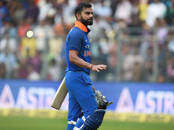  కెప్టెన్‌గా కోహ్లీ ఆరు సెంచరీలు