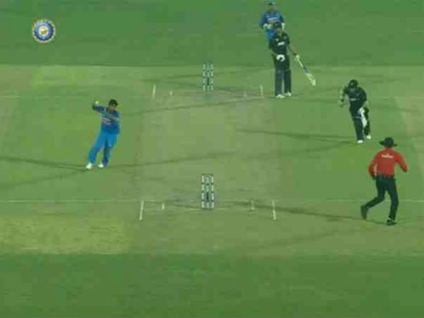 వరుసగా ఏడు వన్డే సిరీస్‌లను గెలుచుకున్న కోహ్లీసేన