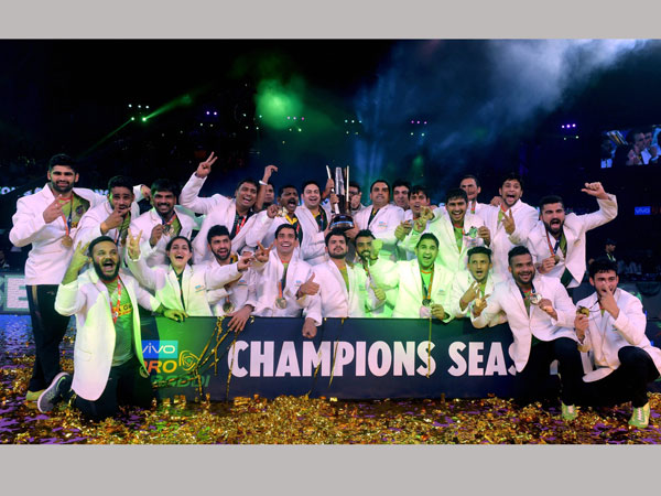 వరుసగా మూడోసారి టైటిల్ గెలిచిన పట్నా పైరేట్స్