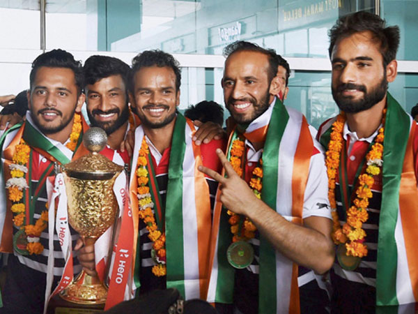  షూటింగ్‌లో స్వర్ణం సాధించిన జీతురాయ్, హీనా సిద్ధు