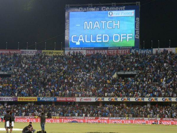 Mohammad Azharuddin fires on hca over 3rd t20i abandoned