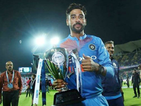 సిరాజ్‌కు షాకిచ్చిన కోహ్లీ