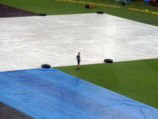  జాతీయ గీతాలాపన మరిచిపోయారు