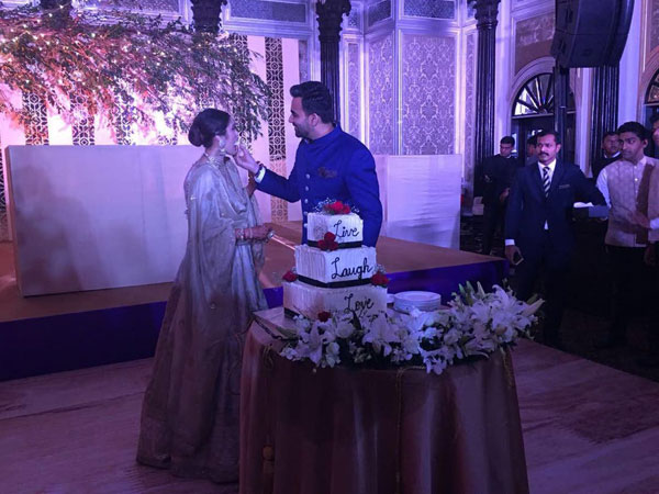  తాజ్‌ లాండ్స్‌లో వెడ్డింగ్ రిసెప్షన్‌