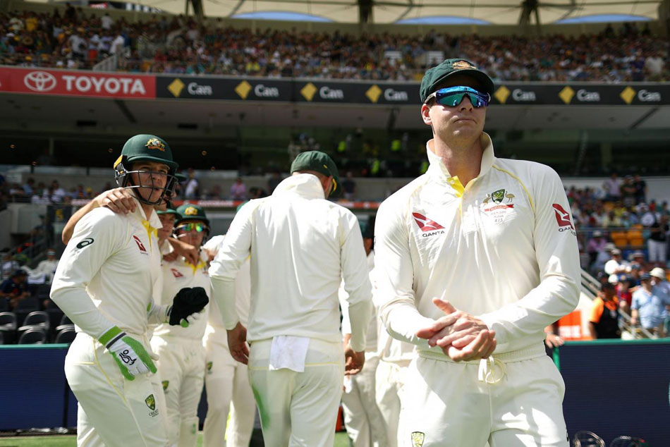 Oh my Lord’s! The Gabba’s pitchside pool is a far cry from the home of English cricket