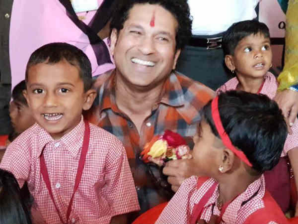 అభివృద్ధి పనుల నిమిత్తం రూ.4కోట్లు