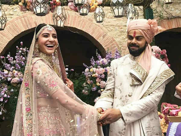 అనుష్క సిగ్గుల మొగ్గ