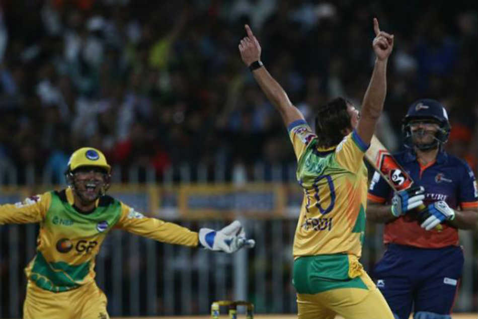 'Ageless' Shahid Afridi picks up hat-trick to mark the beginning of T10 era 'Ageless' Shahid Afridi picks up hat-trick to mark the beginning of T10 era