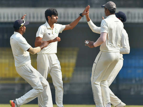  గుర్బానీ ఒక్కడే 27 వికెట్లు