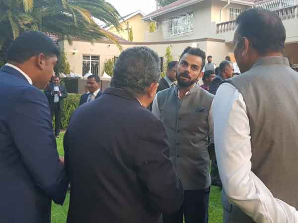 ఇండియా హౌస్‌ను సందర్శించిన టీమిండియా