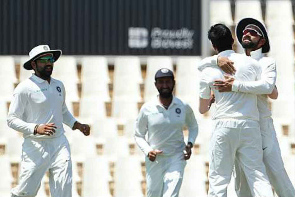 AB de Villiers leads SA recovery after early Bumrah burst AB de Villiers leads SA recovery after early Bumrah burst