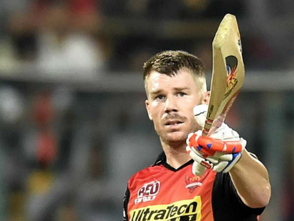  బ్యాటింగ్, బౌలింగ్‌ రెండింటిని: 