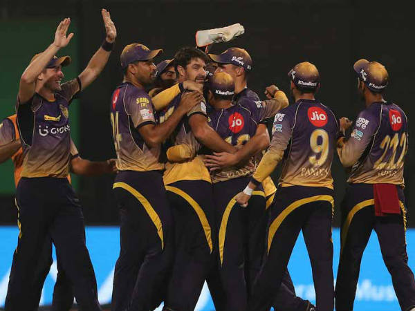 అతని పేరు ఐపీఎల్ జాబితాలో చూసి: