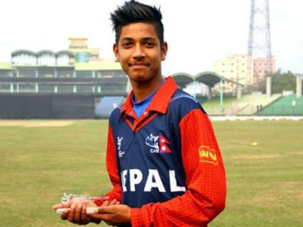 అన్ని సదుపాయలతో కూడిన ఒకే ఒక్క స్టేడియం ఉంది