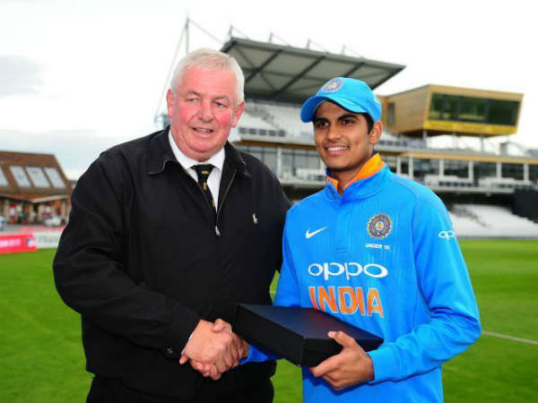  దేశవాళీ క్రికెట్‌లో పంజాబ్ జట్టుకు ప్రాతినిథ్యం