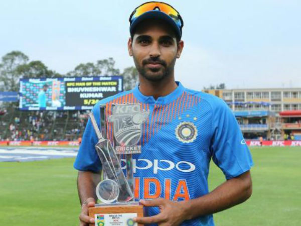 నాలుగు ఓవర్లలో 24 పరుగులిచ్చి 5 వికెట్లు