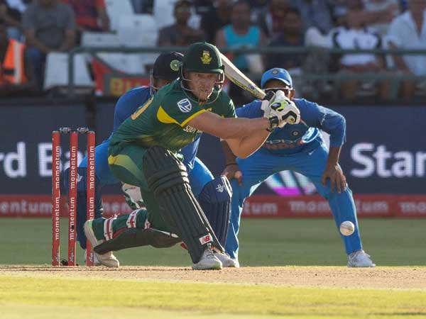  లైఫ్ అందుకుని చెలరేగిపోయాడు: