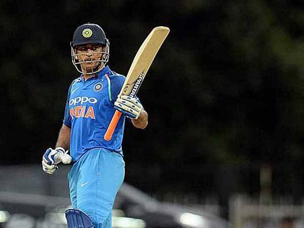 ఐదు అత్యుత్తమ భాగస్వామ్యాల్లో భాగస్వామిగా ధోని 