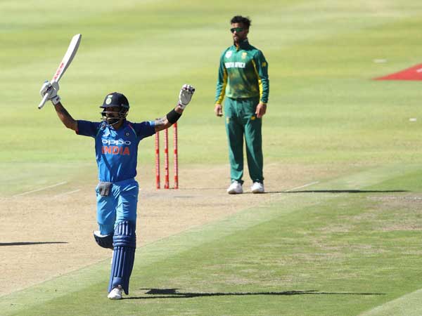  వన్డేల్లో 100 సిక్సర్లు