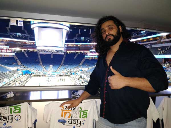  రెజ్లింగ్ కోసం యాక్టింగ్ వదిలేసి