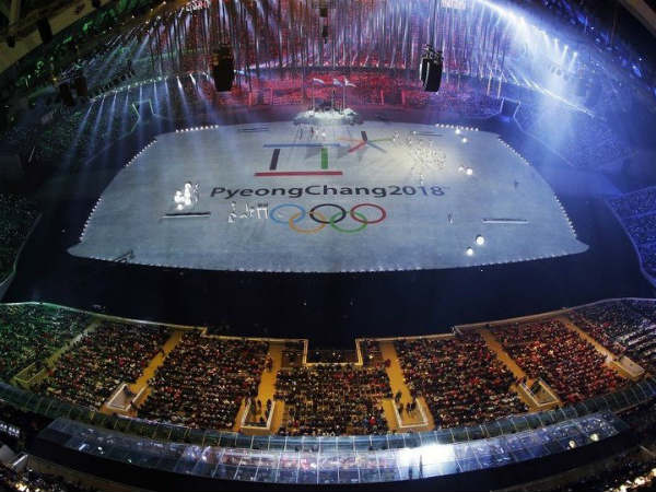  ఆరంభానికి ముందే రెపరెపలాడిన జాతీయ జెండా