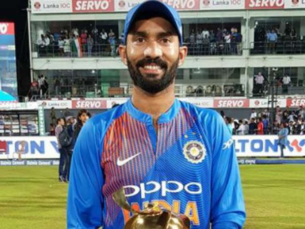  కార్తీక్‌ను నేను హోటల్‌ గదికి పిలిచా