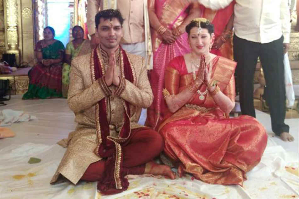 Grandmaster Hari Krishna got married with serbian player