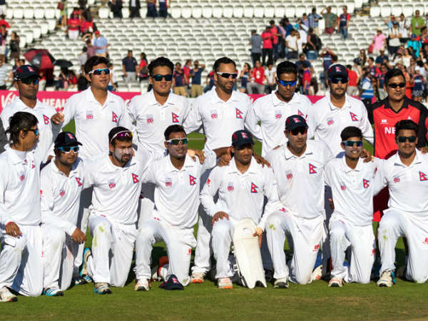 పది పసికూనలతో: