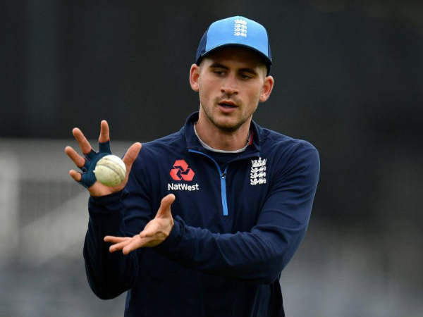 వార్నర్ స్థానంలో ఇంగ్లాండ్ ఆటగాడు అలెక్స్ హేల్స్