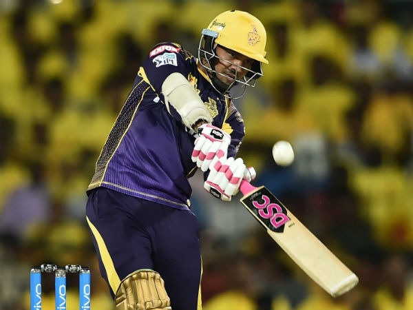 4 బంతులు ఎదుర్కొని 12 పరుగులు చేసిన నరేన్