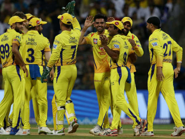 టోర్నీ ఆరంభం నుంచి సమష్టిగా రాణిస్తోన్న చెన్నై