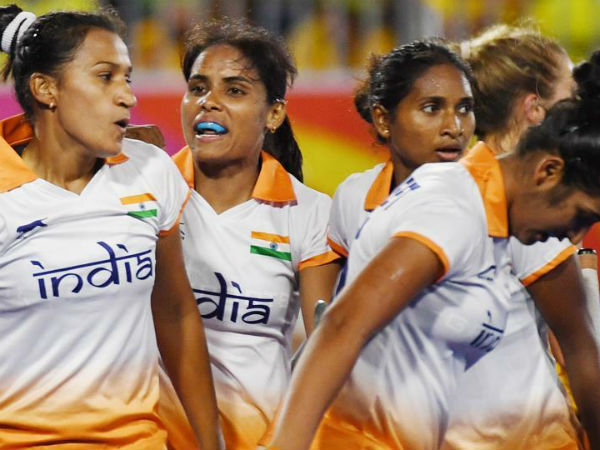 హాకీ అమ్మాయిల పరాజయం