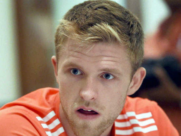 విల్లీ ఓ ఆల్‌రౌండర్