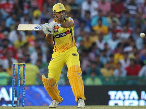 దూకుడుగా బ్యాటింగ్: