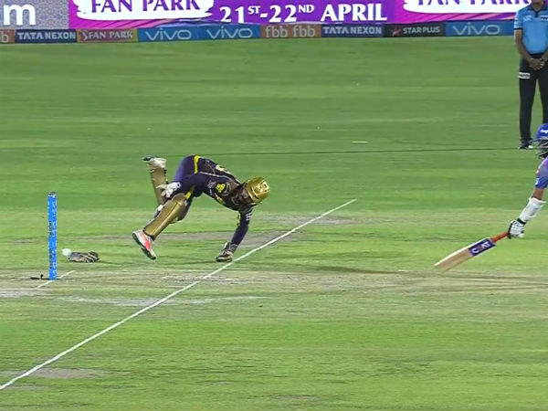 తొలి మూడు ఓవర్ల వరకు ఒక్క బౌండరీ లేదు