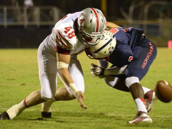 ఒకరినొకరు గుద్దుకోవడం: 