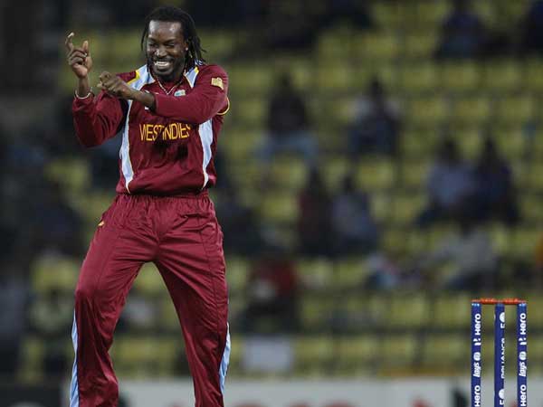  గంగ్నమ్ స్టైల్‌తో ప్రపంచానికి కొత్త గేల్ పరిచయం