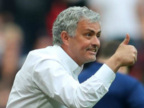 వేతనంతోపాటు ఆదాయంలో మాంఛెస్టర్ సిటీ మేనేజర్ జోస్ మౌరిన్హో టాప్