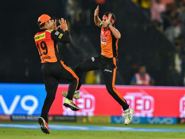 మార్కండేను ఎల్బీగా పెవిలియన్‌కు చేర్చిన కౌల్