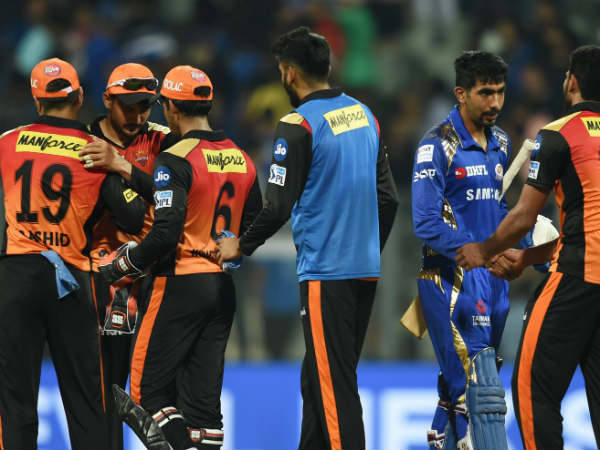  9 వికెట్లు తీసిన కౌల్‌ 