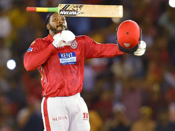  రెండు మ్యాచుల్లోనూ ఒంటిచేత్తో గేల్: 