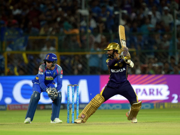 తొలి ఓవర్ లోనే క్రిస్‌లిన్ వికెట్ కోల్పోయిన కోల్‌కతా