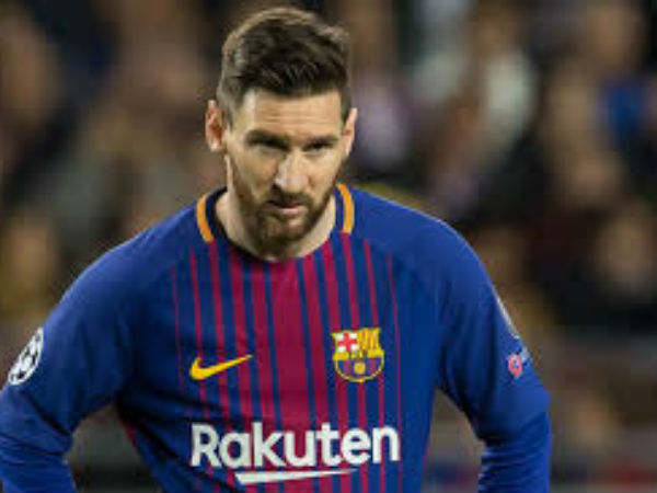 వారానికి ఐదు లక్షల యూరోలు డ్రా చేస్తున్న మెస్సీ