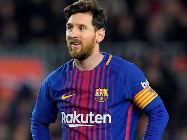 పాయింట్ల పట్టికలో టాప్‌లో బార్సిలోనా