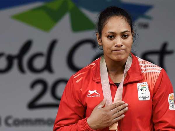  222 కేజీల బరువులు ఎత్తి పూనమ్ గోల్డ్ మెడల్ సొంతం: