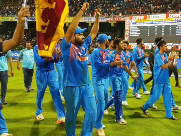 రోహిత్ శర్మకు అభిమానిగా