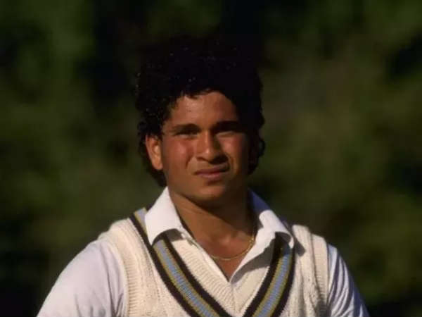 భారత్ కంటే ముందు పాకిస్థాన్ తరపున ఆడిన సచిన్: