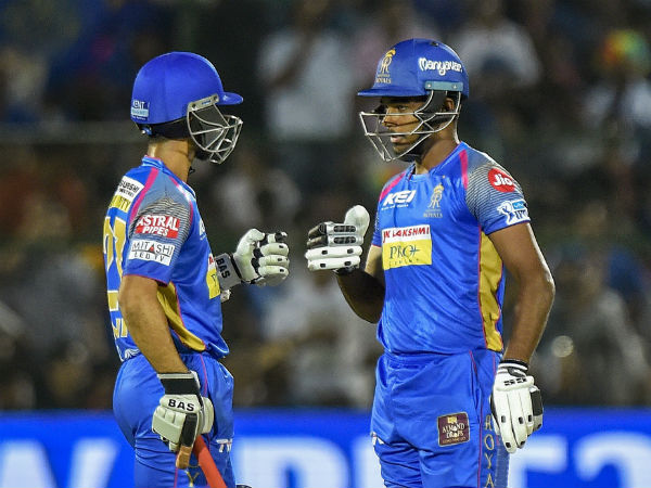 ఒక్క ఓవరే బెంగళూరు కొంప ముంచింది