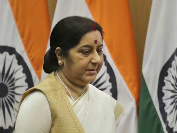  పంజాబ్‌ ముఖ్యమంత్రి షరీఫ్‌ లక్ష డాలర్ల ఆర్థిక సాయం 