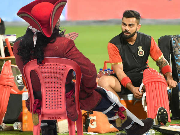  జట్టులోకి కొత్త ఆటగాళ్లు: 